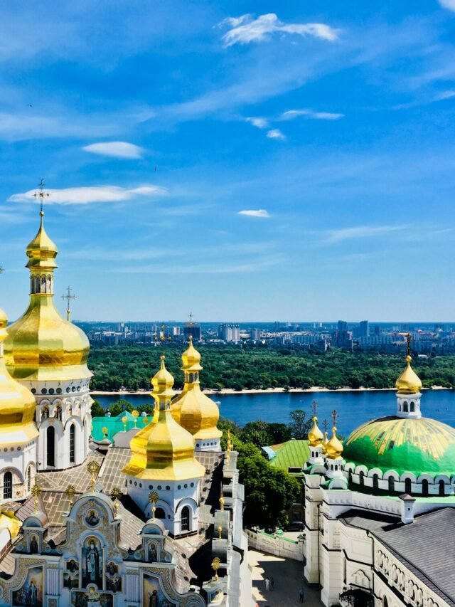 Russia Launches Missile Barrage on Kyiv